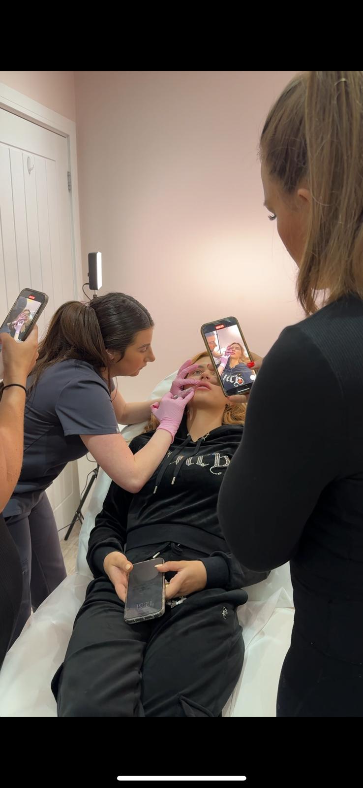 What's the difference between Botox and dermal fillers? - Moon Aesthetics Academy